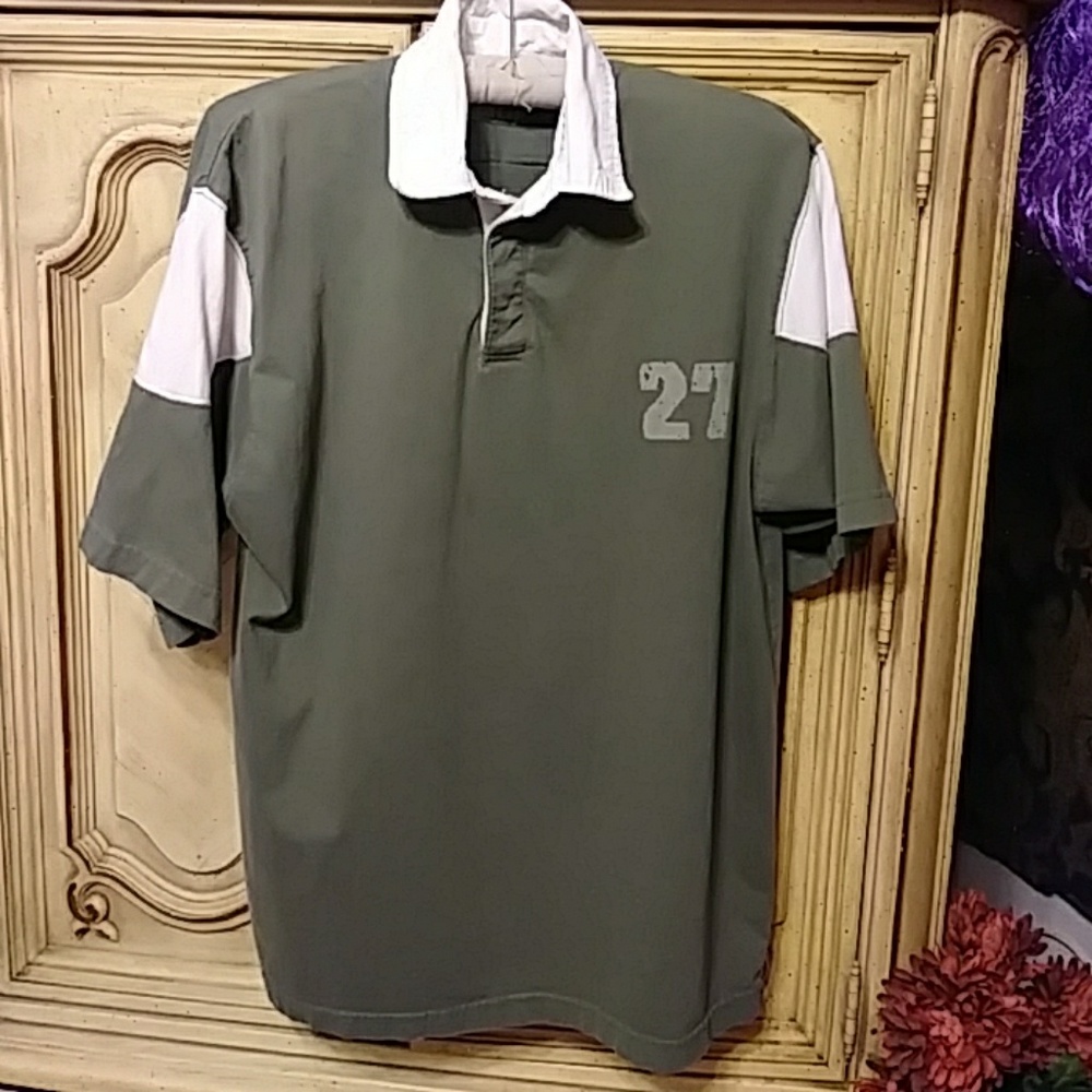 Mens pull over polo type shirt sz Med Faded Glory Grayish Shortsleeve B14